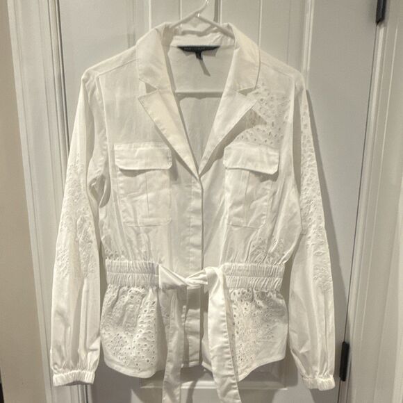 White House Black Market Jackets & Blazers - White House Black Market White Belted Tie Jacket/Shacket Pockets Collar M Womens